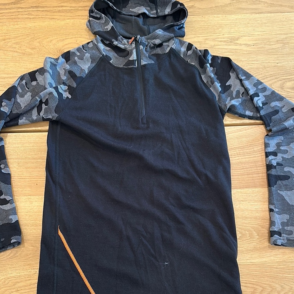 Bula Baselayer Hoodie